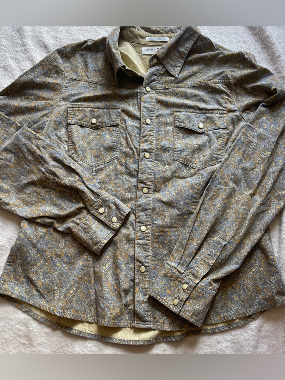 Vintage 2003 Tommy Hilfiger Jeans Paisley Corduroy Western Snap Shirt Men’s XL